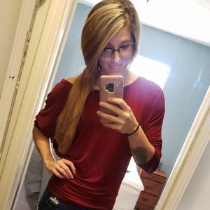 Meet your Posher, Whitney